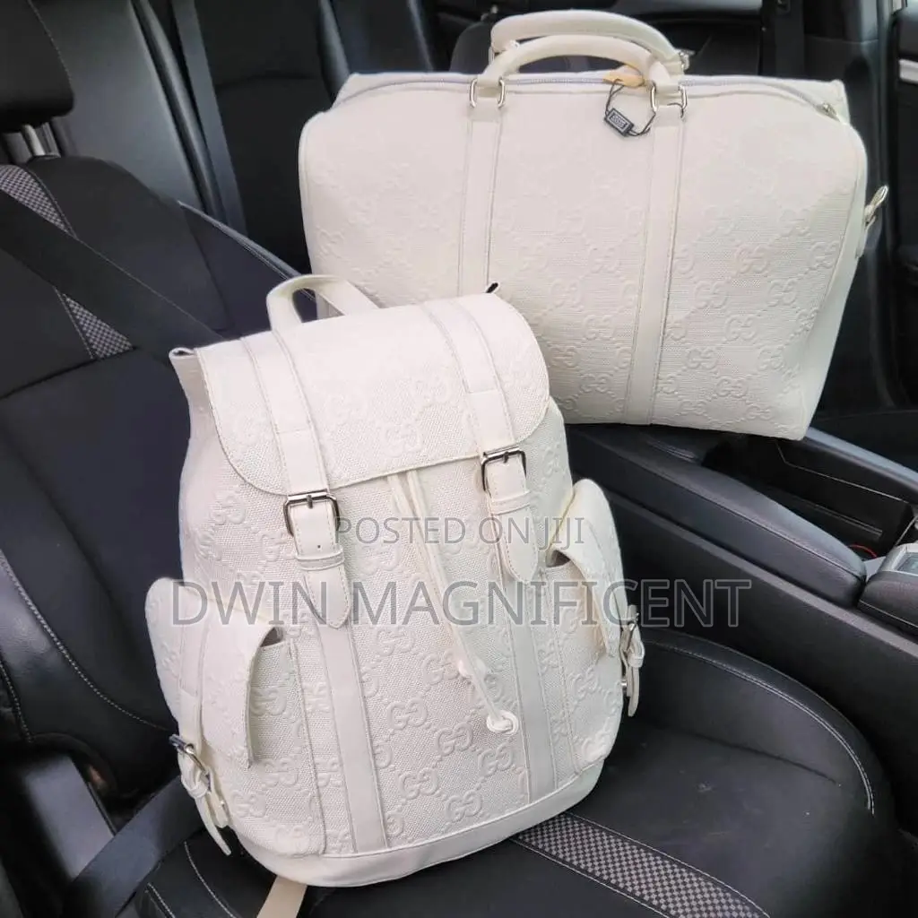 Travel Bag and Backpack (2 in 1)