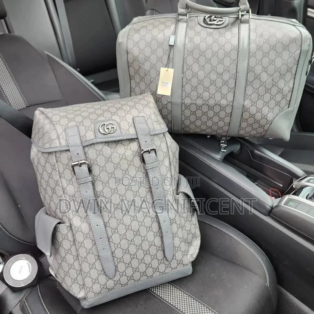 Travel Bag and Backpack (2 in 1)