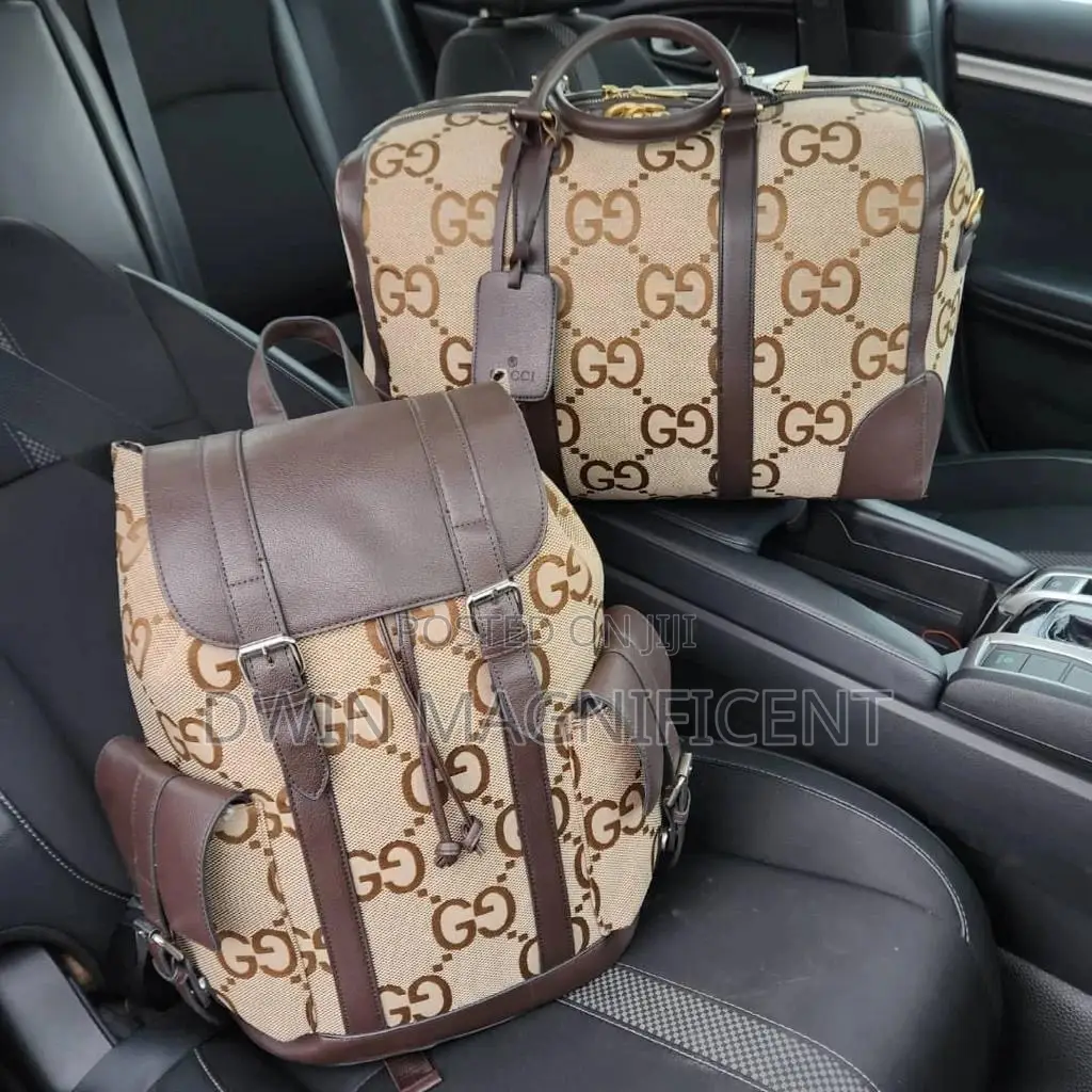 Travel Bag and Backpack (2 in 1)