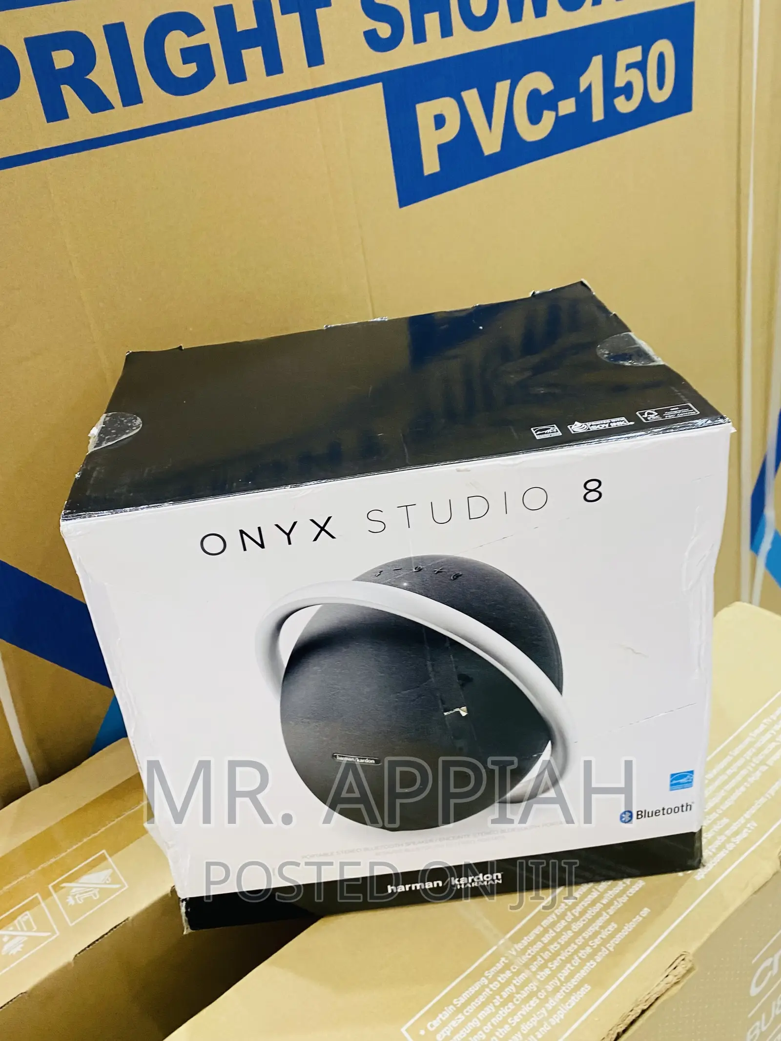 Newly in StockHarmankardon Onyx8 Rechargeable Speaker,Black