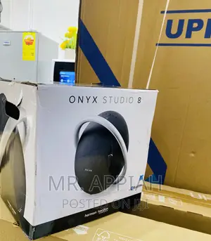 Sealed in Box Harman KardonOnyx8 Rechargeable Speaker,Black