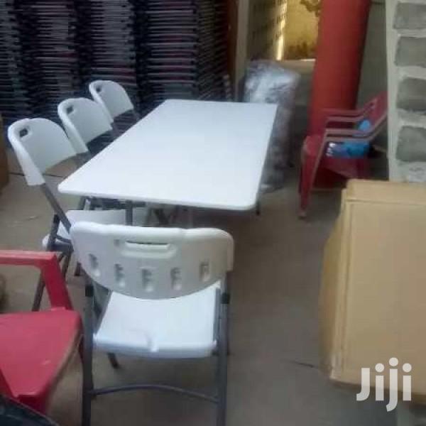 Foldable Table