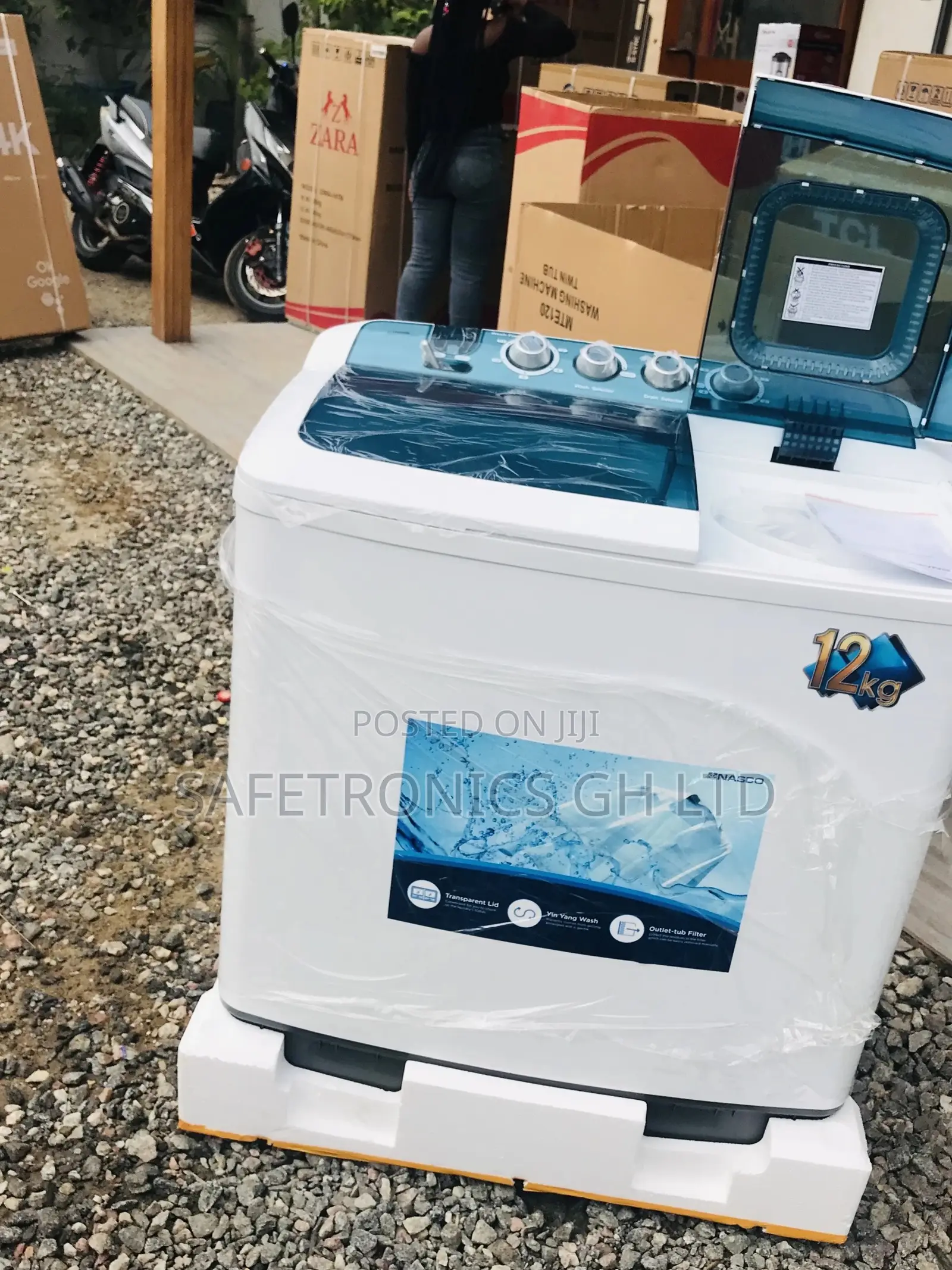 Semiautomatic Nasco 12kg Topload Washingmachine Blue/White