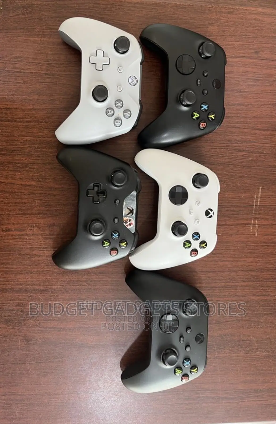 Xbox Series X Controllers