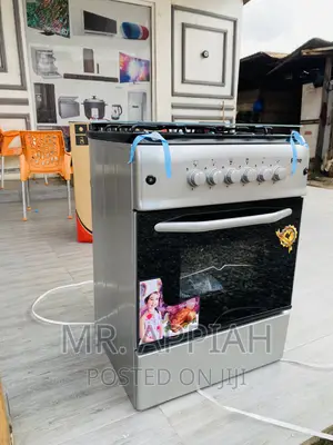 Elegant Gray Ferre 60x60 Oven and Grill 4 Gas Burner.