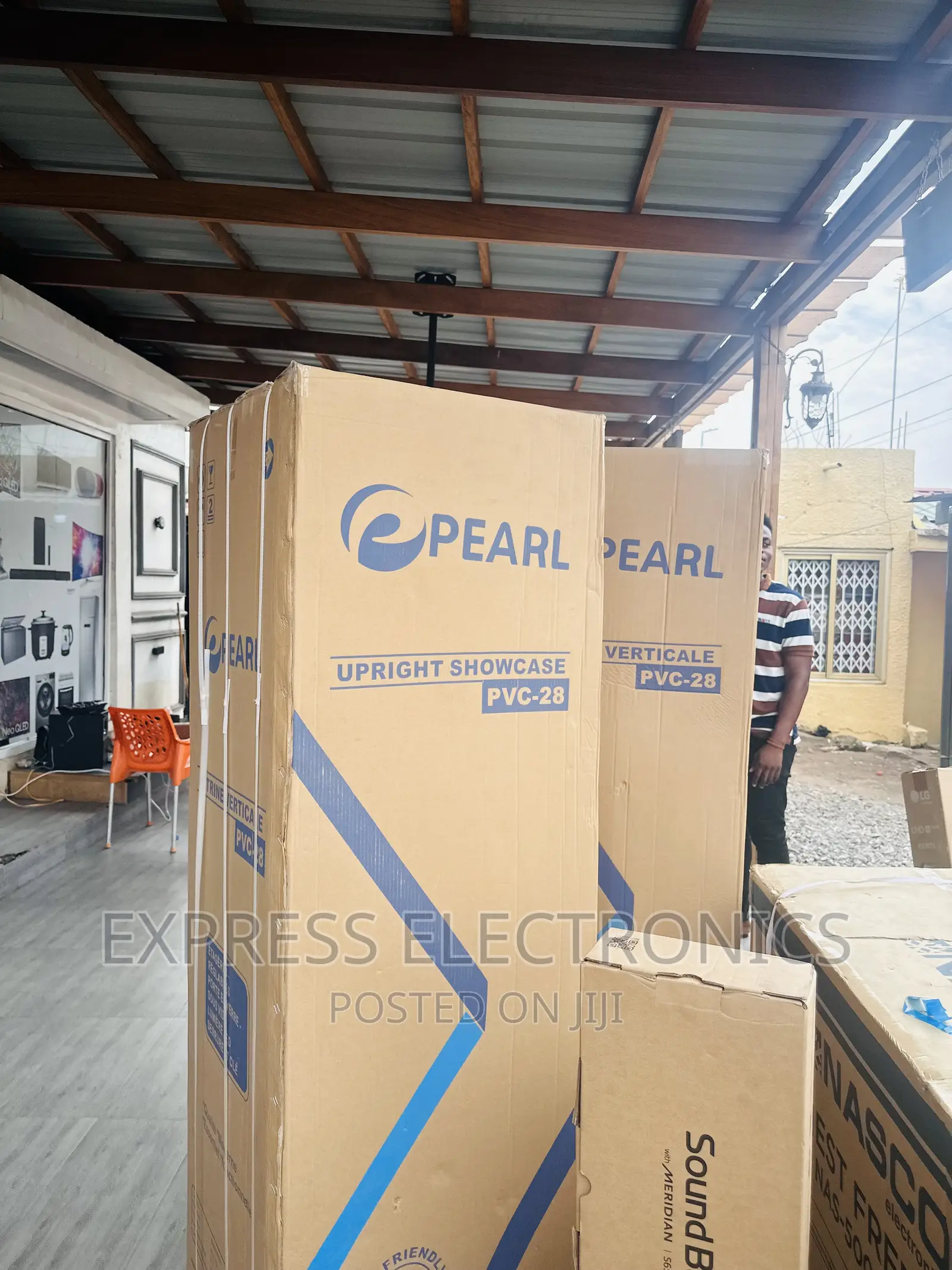 Inside Fan Display Pearl Pvc-28 Single Door