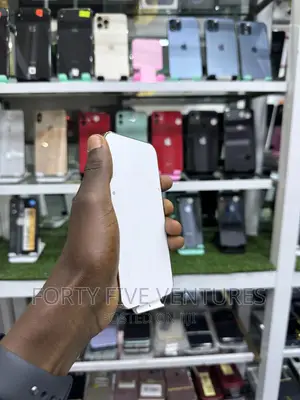 New Apple iPhone 12 Pro 128 GB Gold