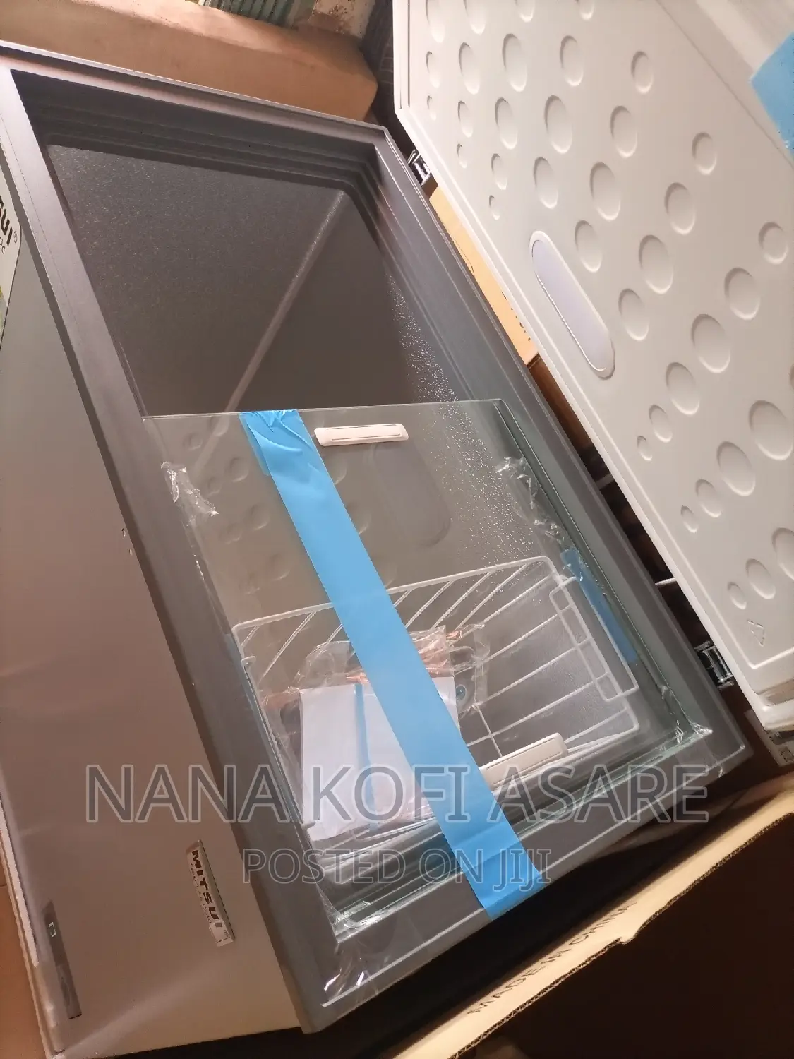 Mitsui 200litres Chest Freezer