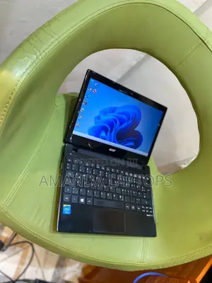 New Laptop Acer Aspire V5-571 4GB Intel Celeron HDD+SSD 500GB