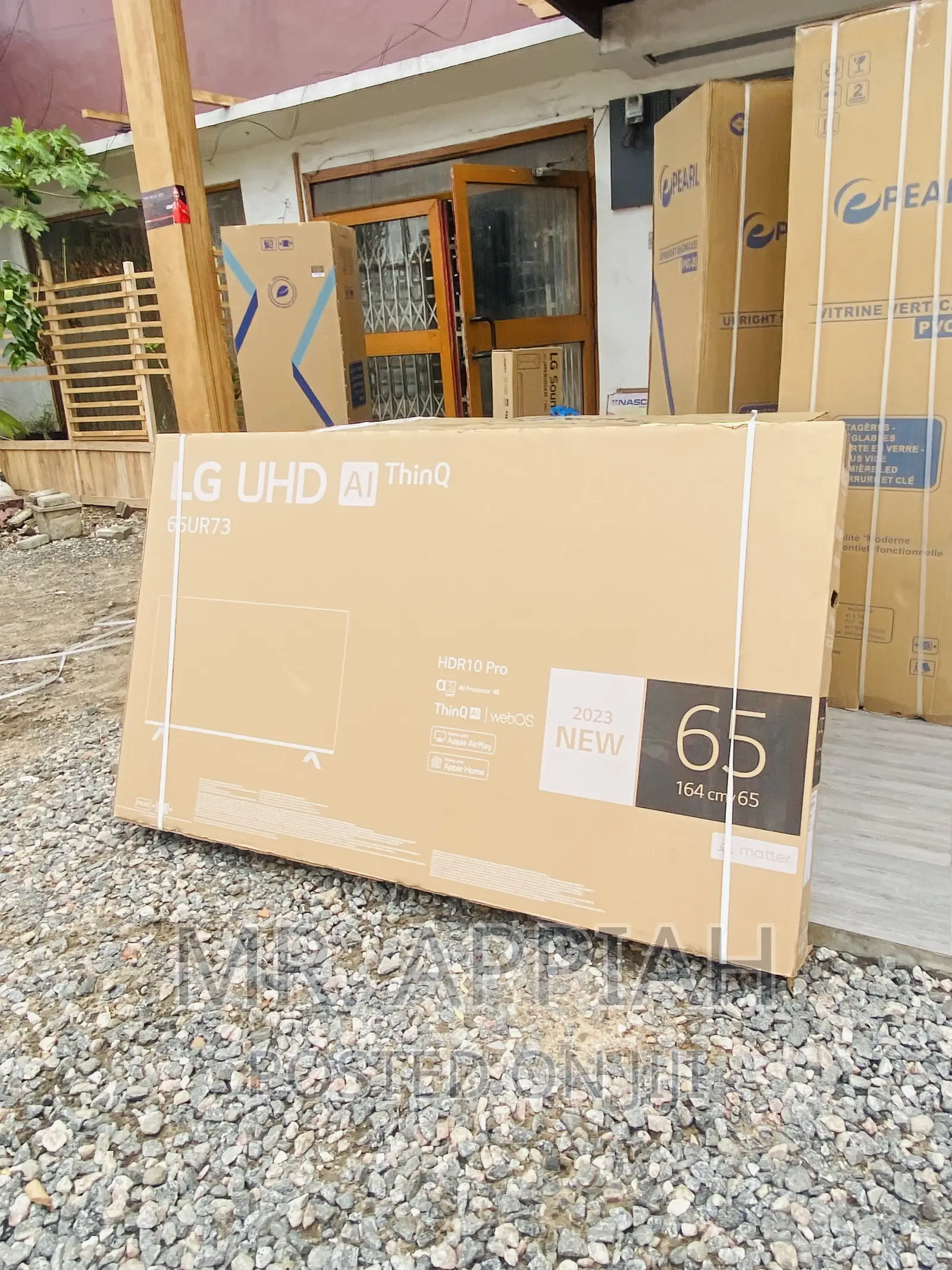 Nicely Designed LG 65ur73 65 Inch Webos Smart Led Tv.