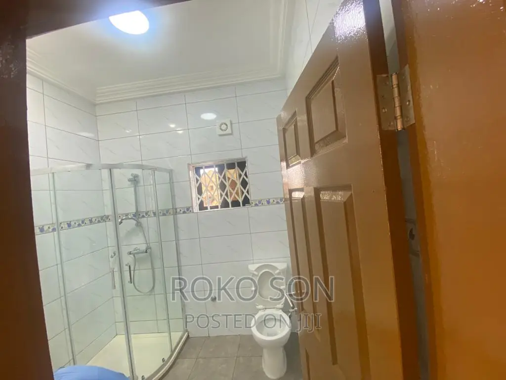 3bdrm Duplex in Dr Roko, East Legon for rent