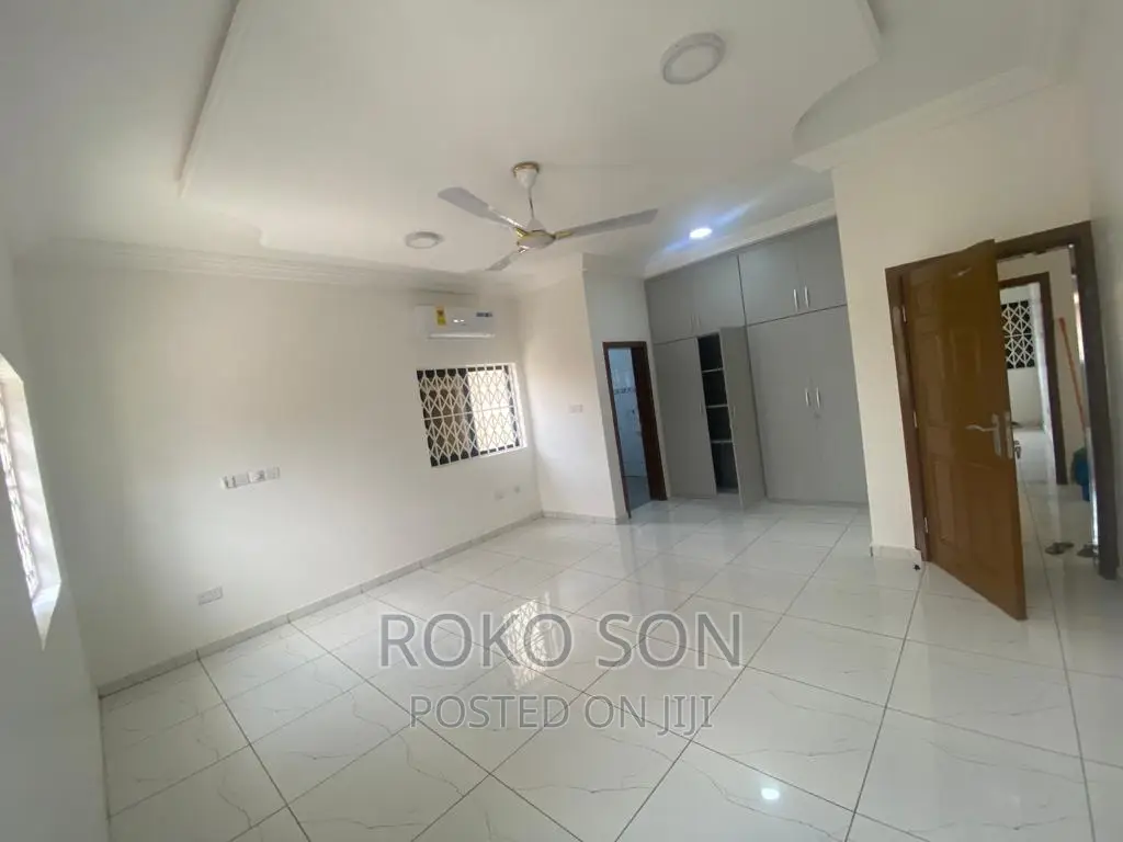 3bdrm Duplex in Dr Roko, East Legon for rent
