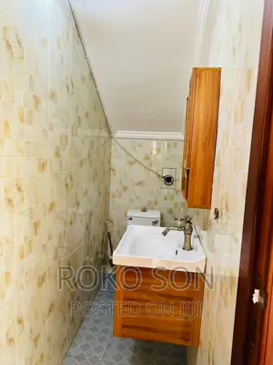 5bdrm Duplex in Dr Roko, East Legon for rent