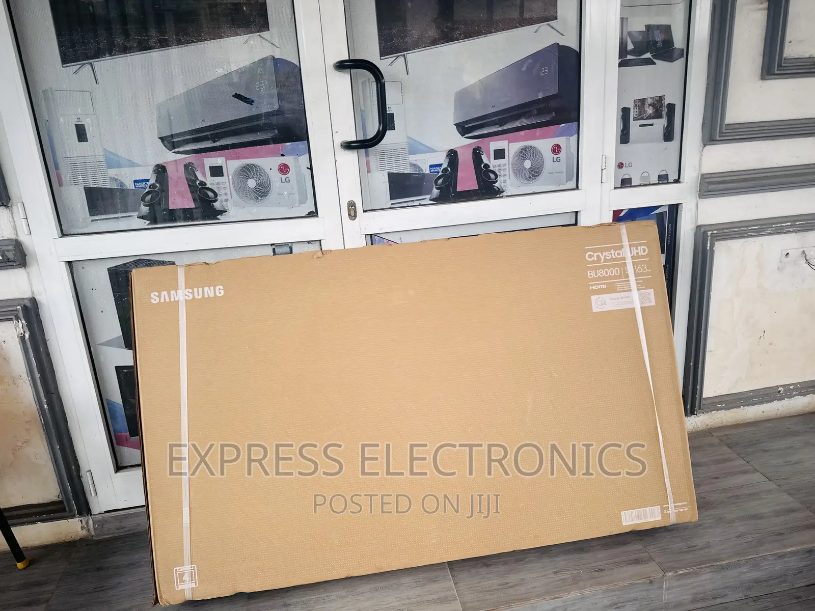 Wider Spectrum UHD Smart Samsung 65”Bu8000