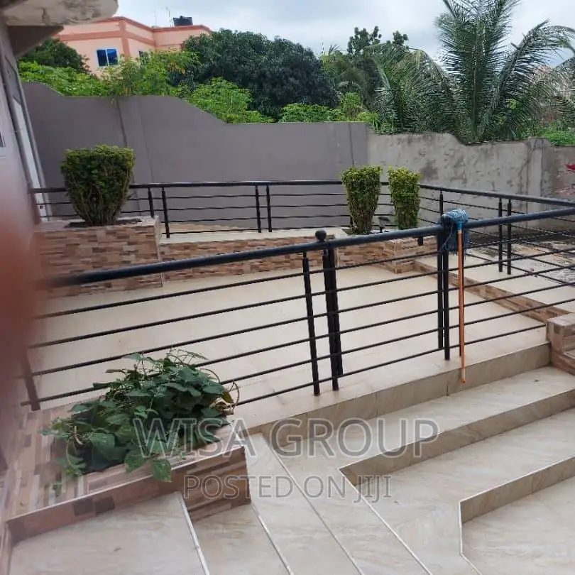 6bdrm Duplex in Wisa Groups, Accra Metropolitan for sale