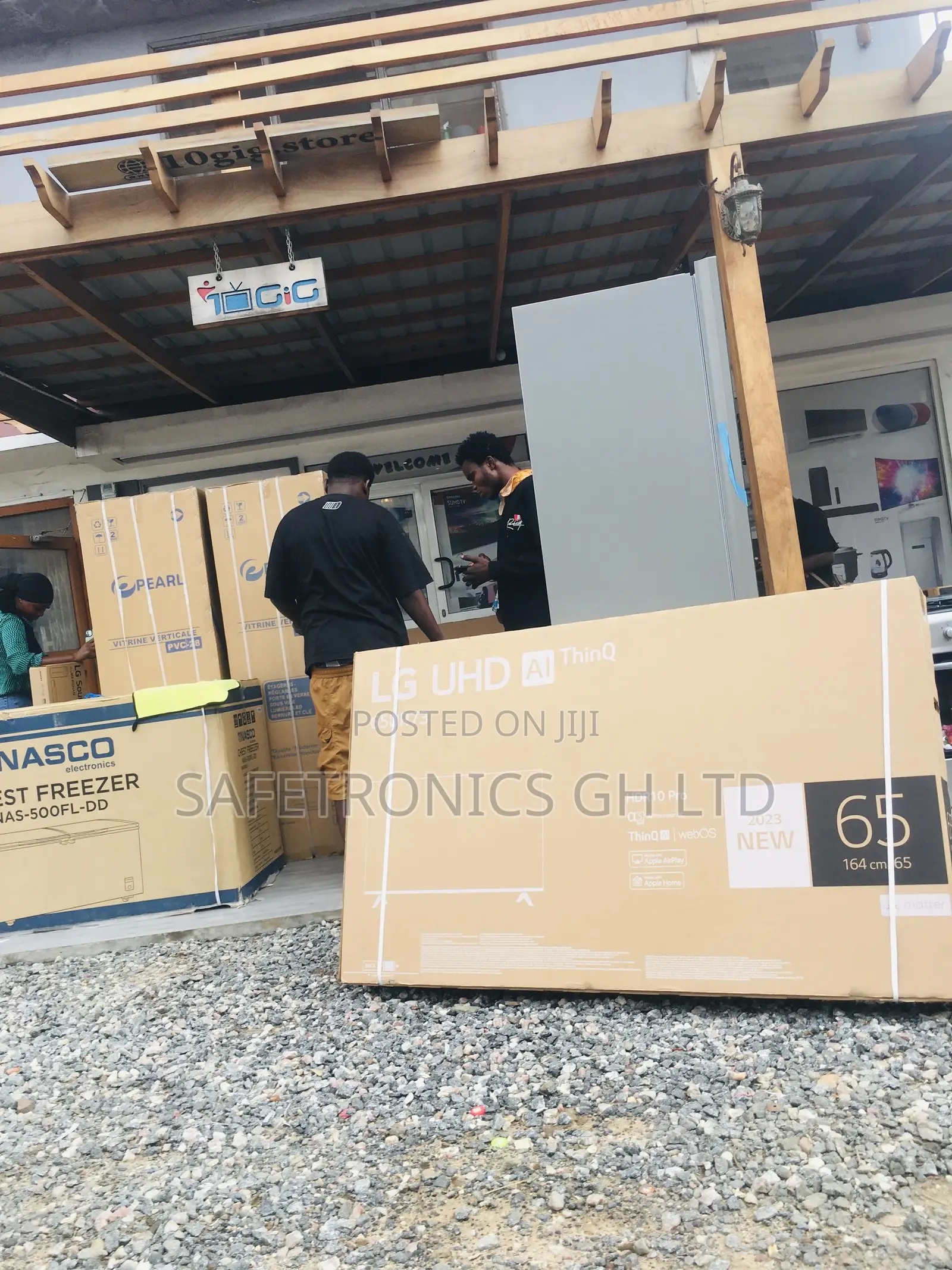 Brand New Smart UHD LED Glossy Lg 65 UN73 Black Tv