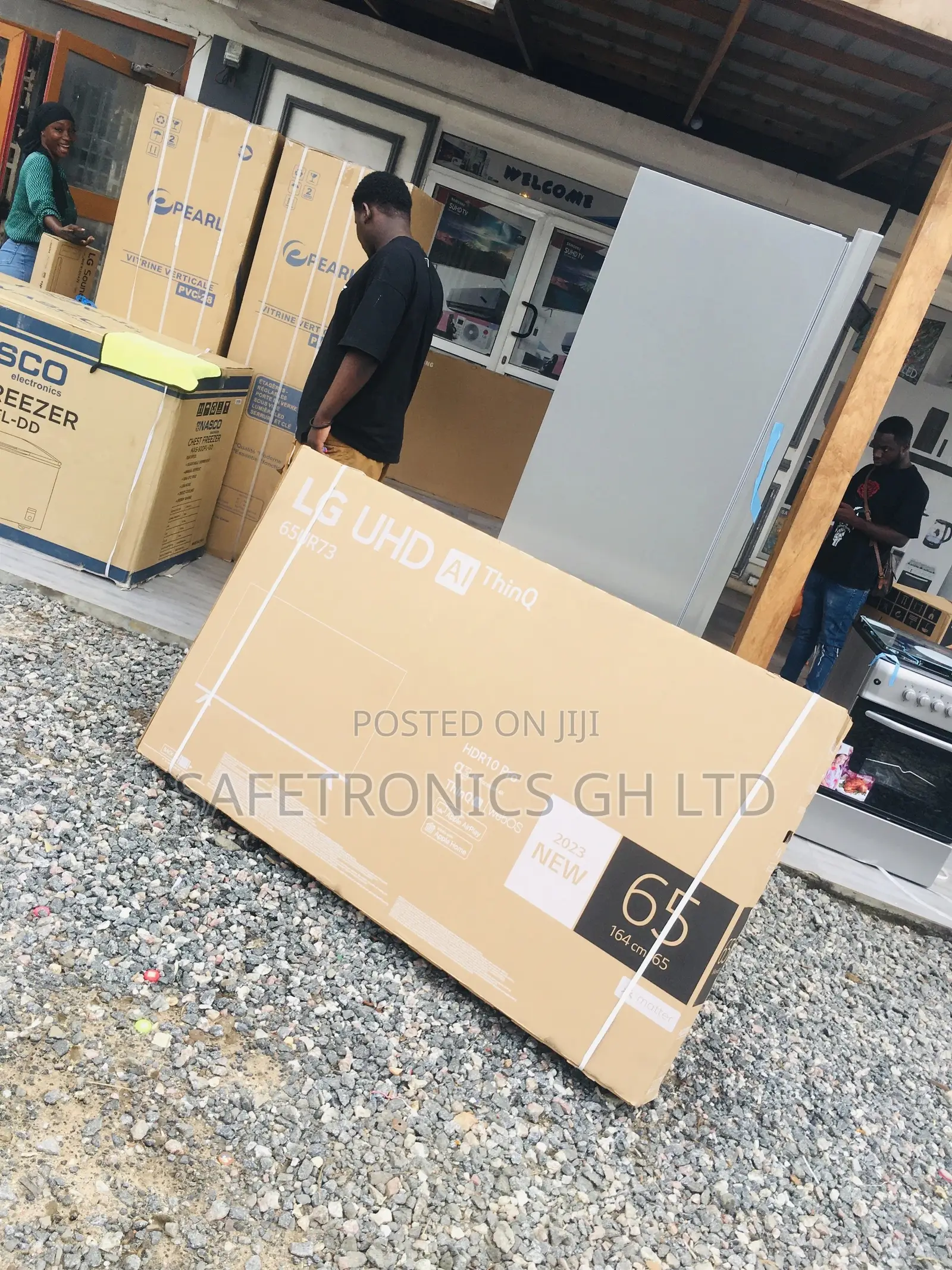 Glossy UN73 LG Smart 65 Inches LED UHD Black Neat Tv