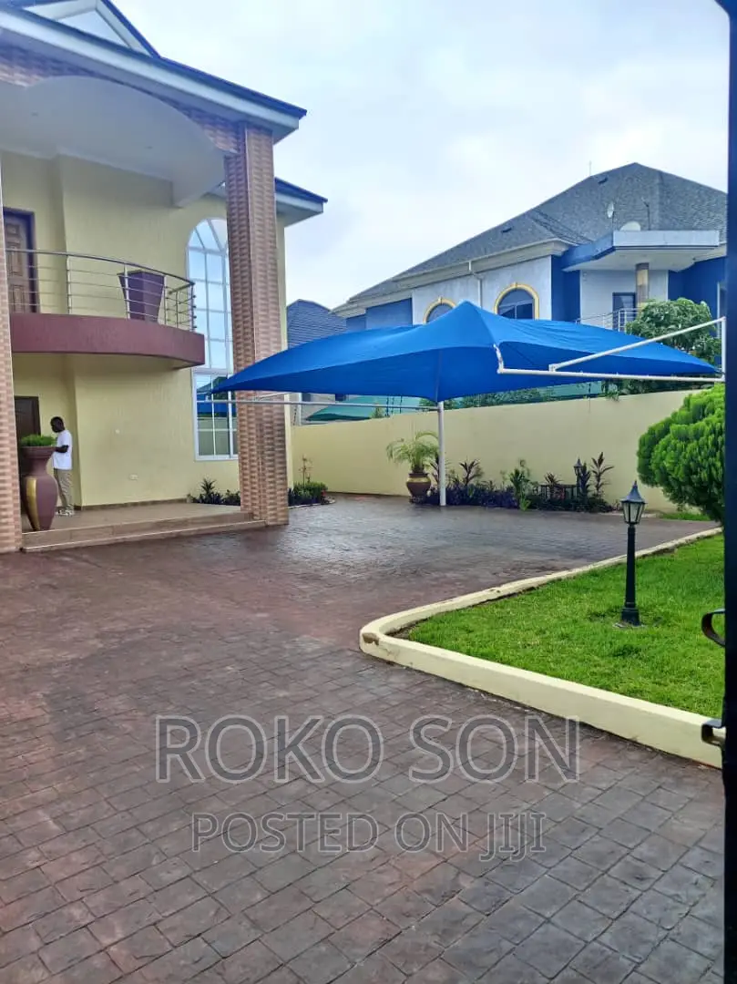 4bdrm Duplex in Dr Roko, West Legon for rent