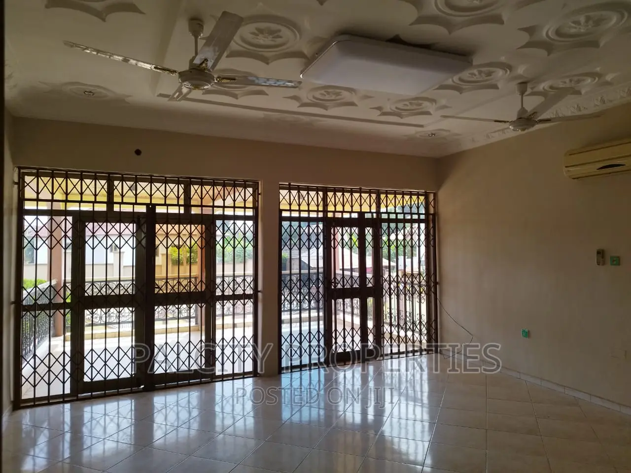 5bdrm House in Paraku Estate, Kumasi Metropolitan for rent