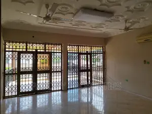 5bdrm House in Paraku Estate, Kumasi Metropolitan for rent