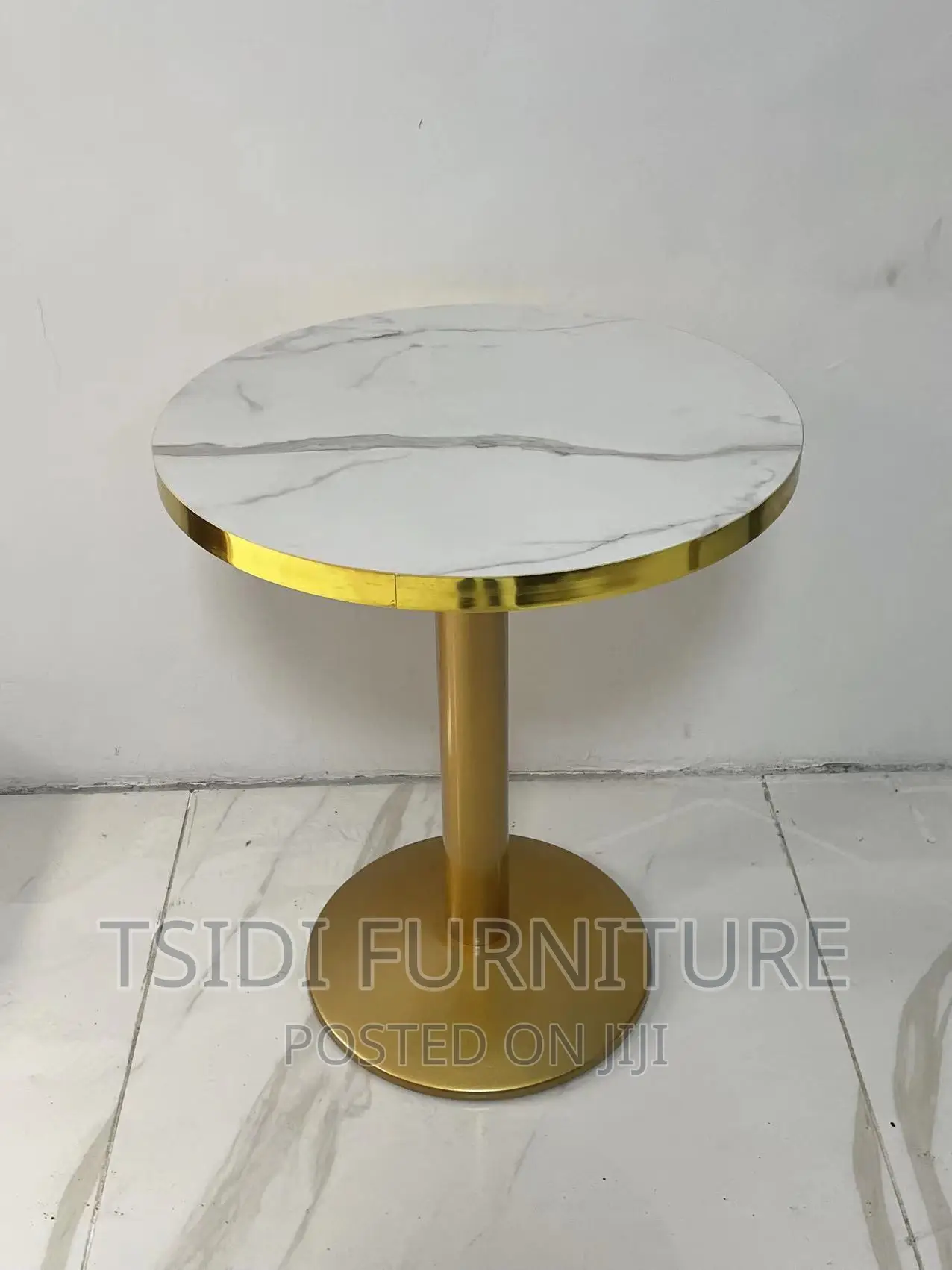 Quality Bar Table Is Available