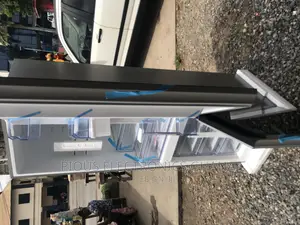 Photo - Extravagant Pf-400bg Adjustable Blooming 400bg Fridge