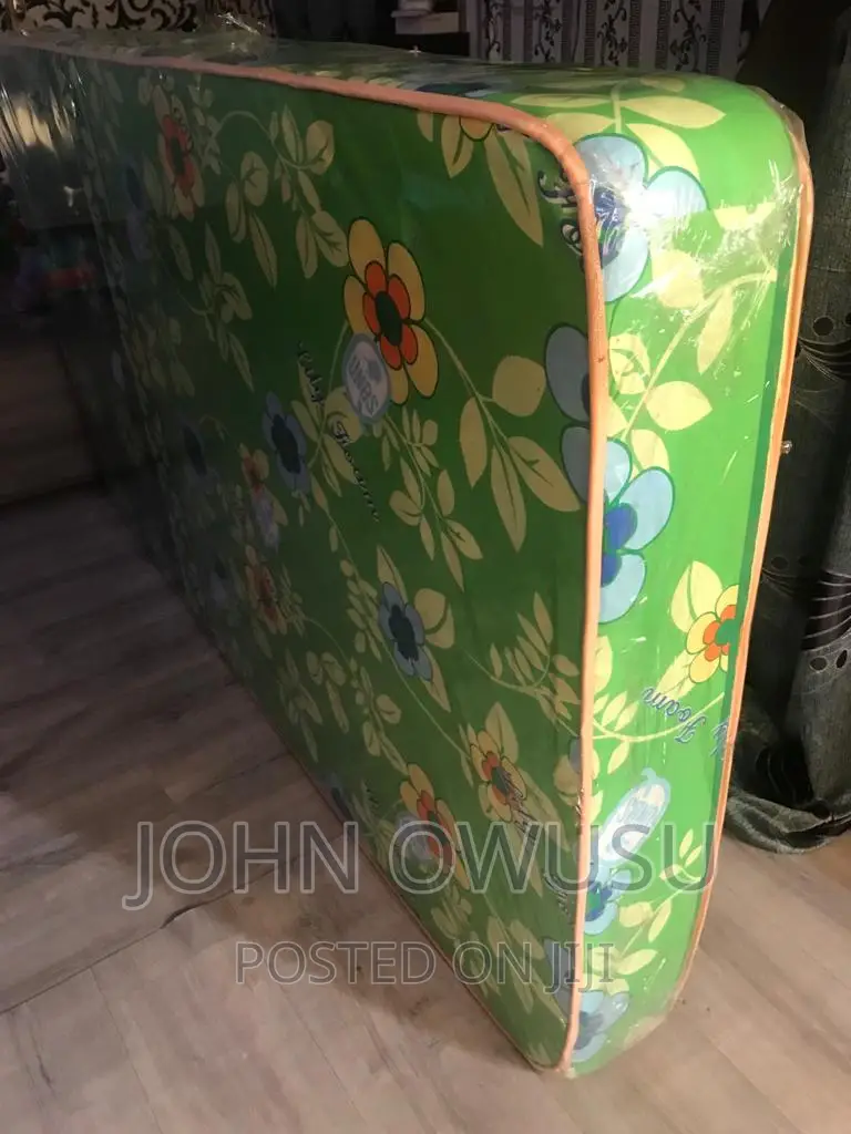 One and Half Mattress for Sale at Wholesale Price