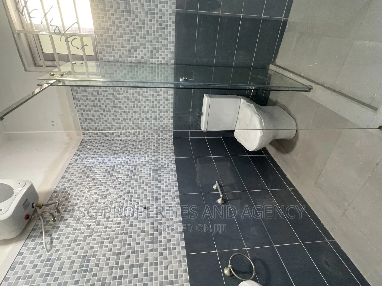2bdrm Apartment in Lashibi, Spintex for rent