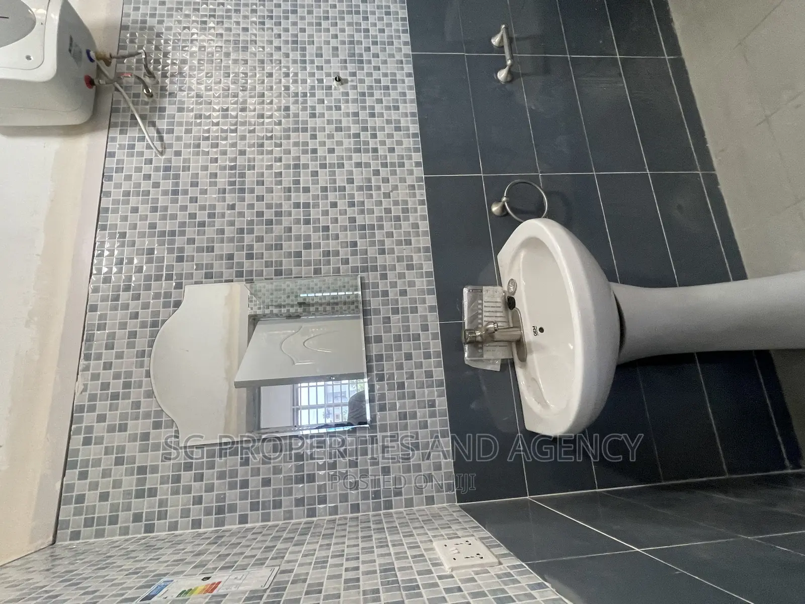2bdrm Apartment in Lashibi, Spintex for rent
