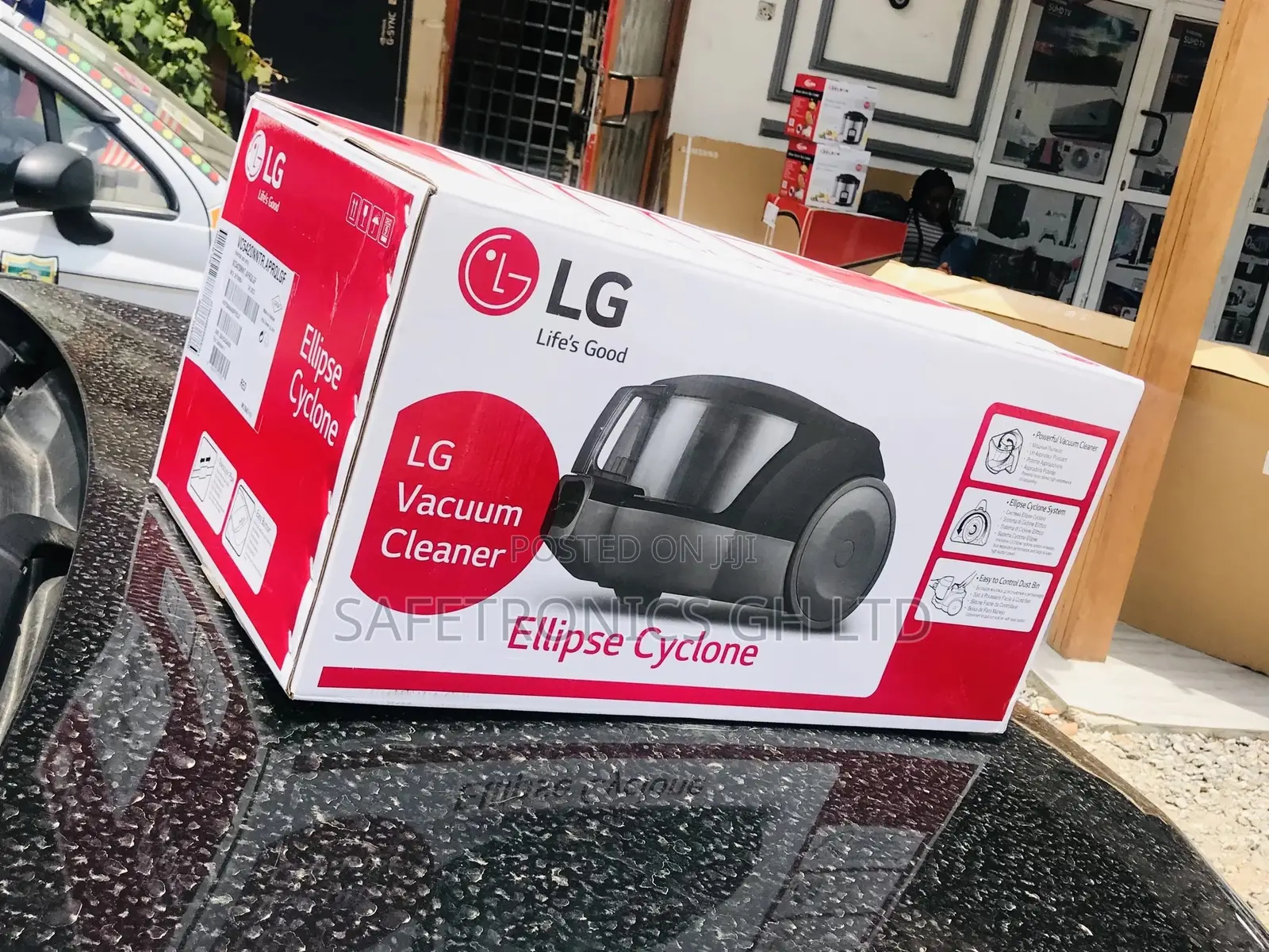 Purchase LG 2000W Vc5420nntr Red/Black Vacuum Cleaner