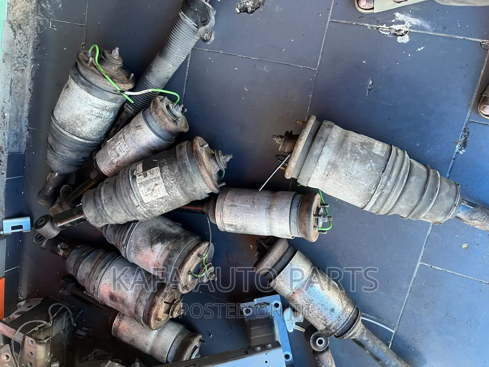Range Rover Shocks Available