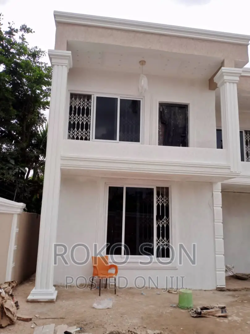 4bdrm Duplex in Dr Roko, Dome for sale