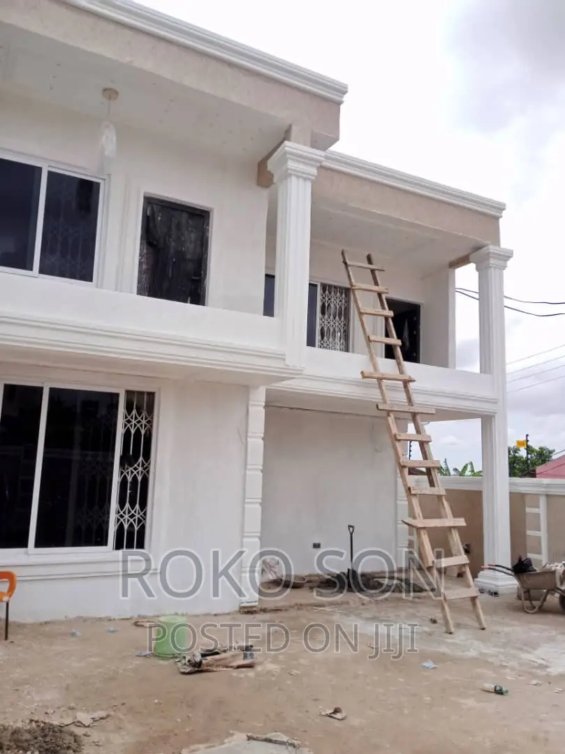 4bdrm Duplex in Dr Roko, Dome for sale
