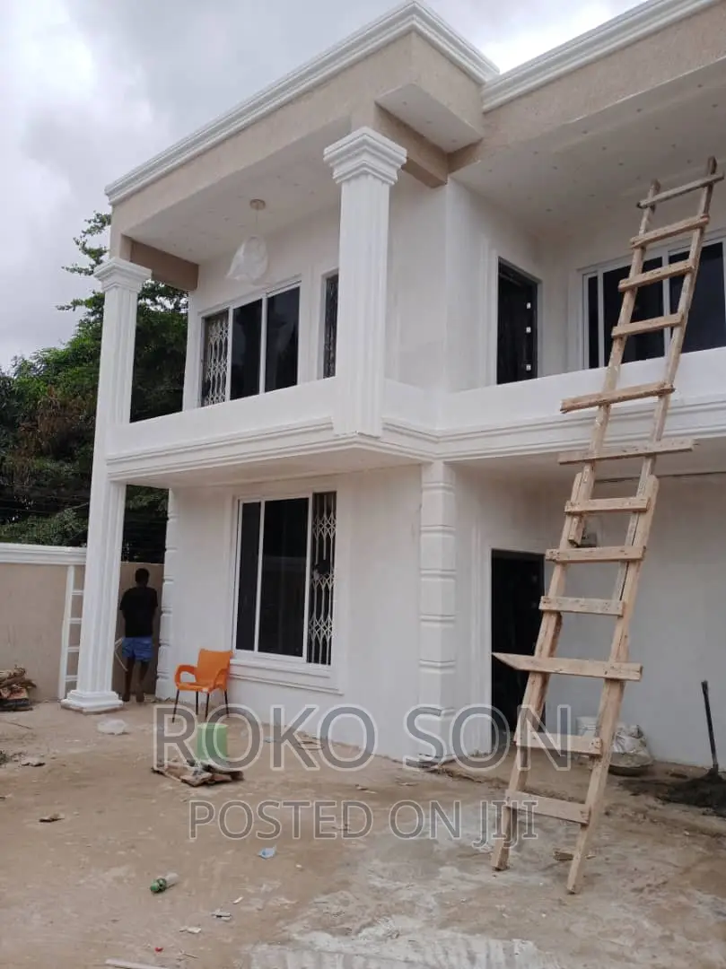 4bdrm Duplex in Dr Roko, Dome for sale