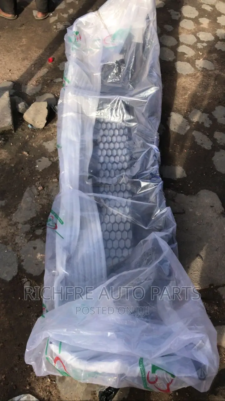 Mitsubishi L200 2008-2013 Front Bumper