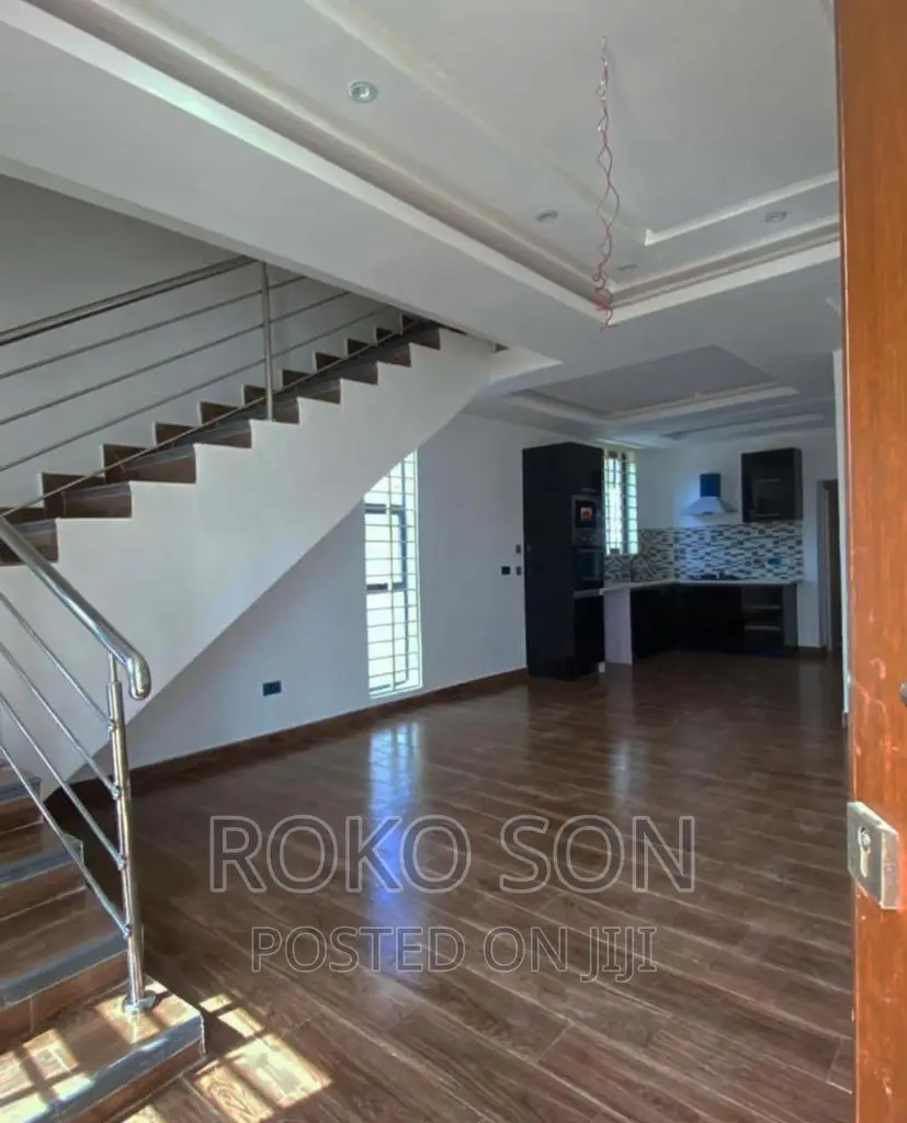 3bdrm Duplex in Dr Roko, East Legon for rent