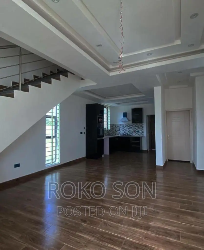 3bdrm Duplex in Dr Roko, East Legon for rent