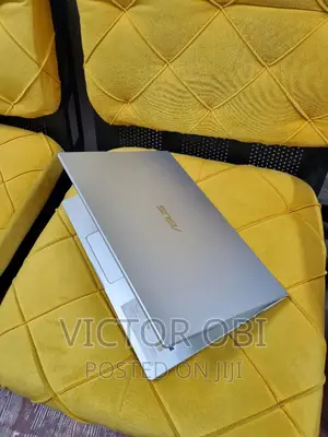 New Laptop Asus UX52VS 8GB Intel Core I3 SSD 256GB
