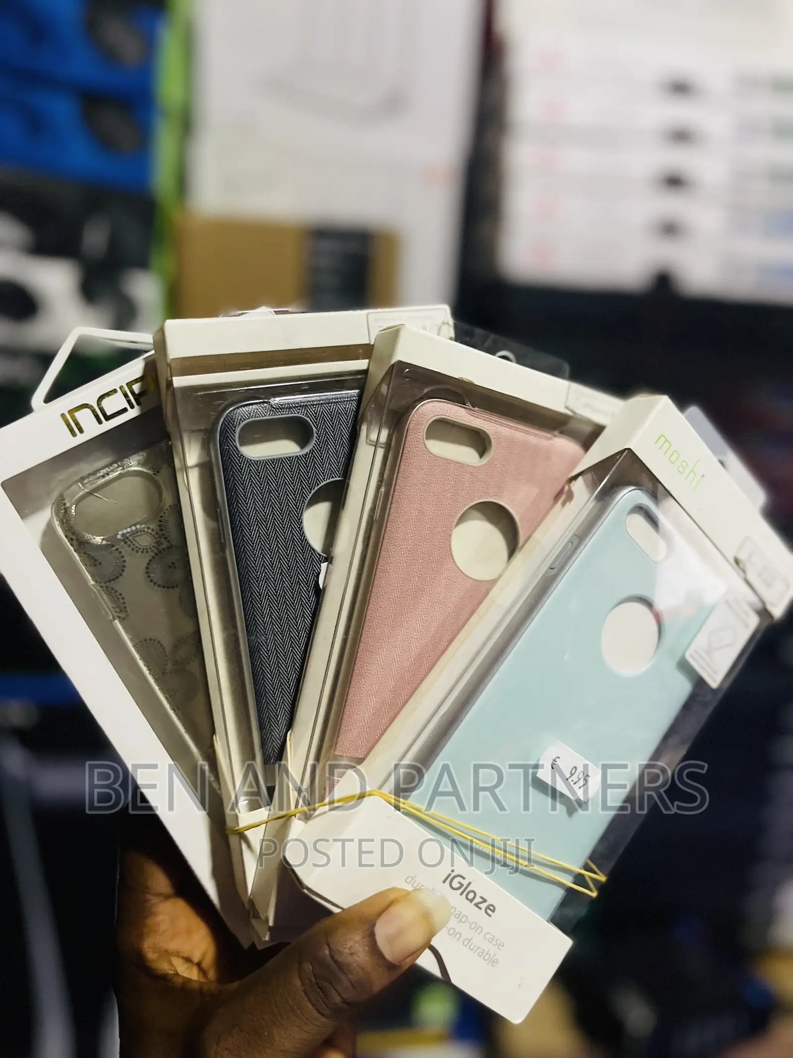 Moshi Vesta Fabric Hardshell Case for iPhone 8/7
