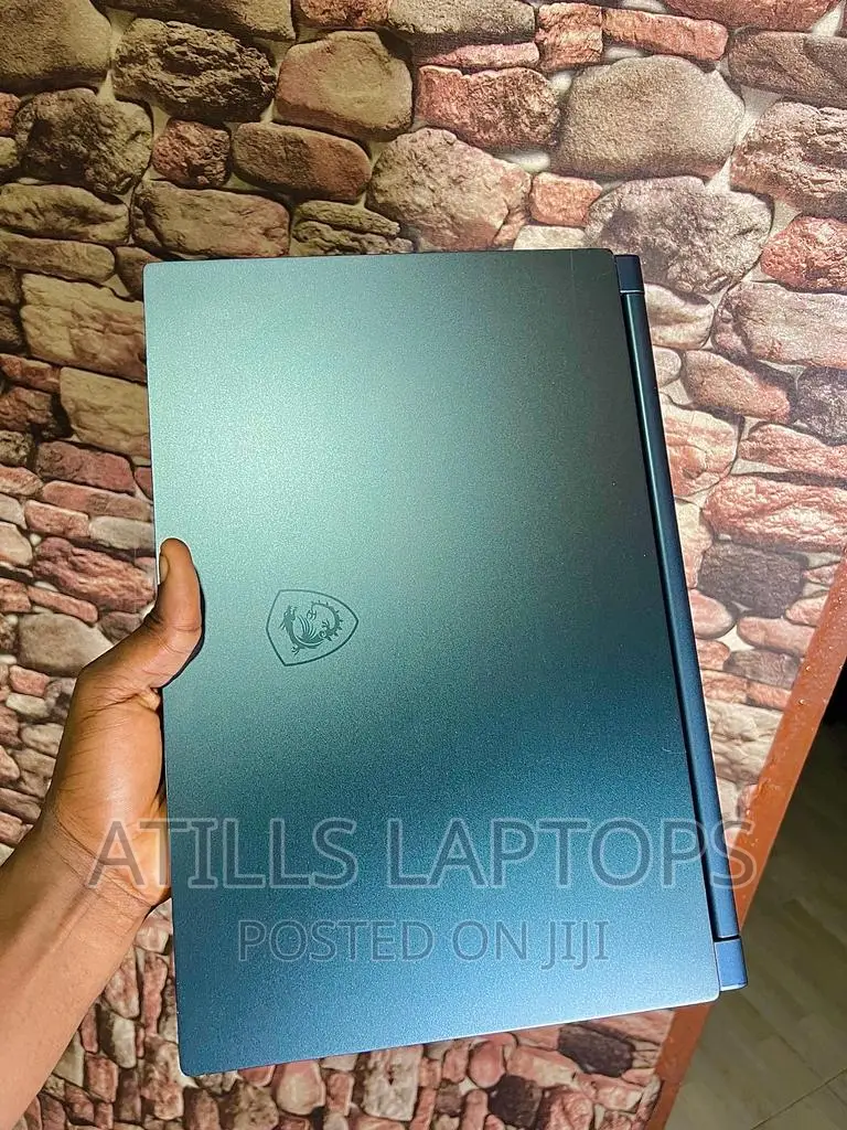 Laptop MSI Stealth GS77 16GB Intel Core I7 SSD 1T