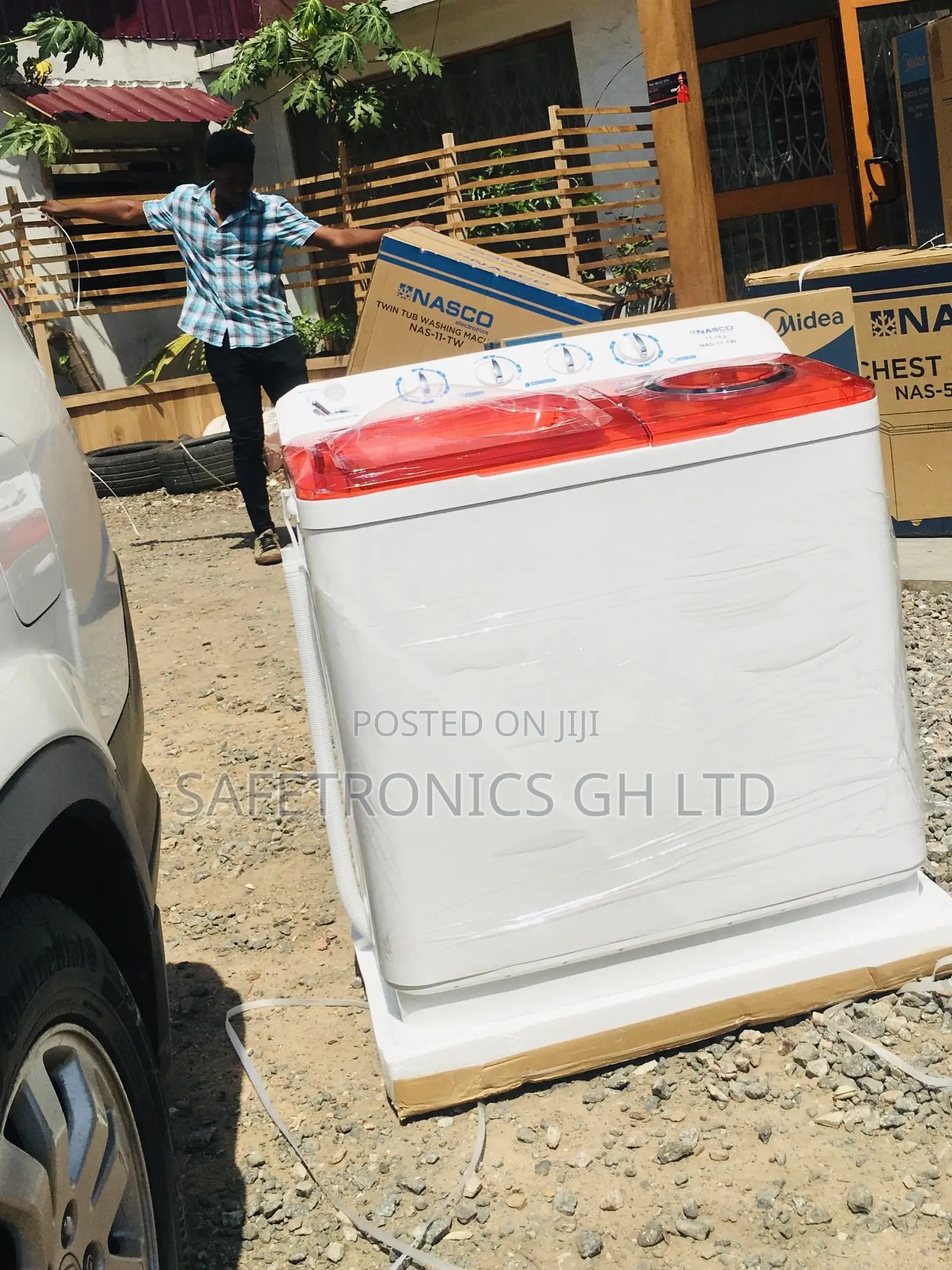 White/Red Washingmachine Topload Semiautomatic Nasco 11kg
