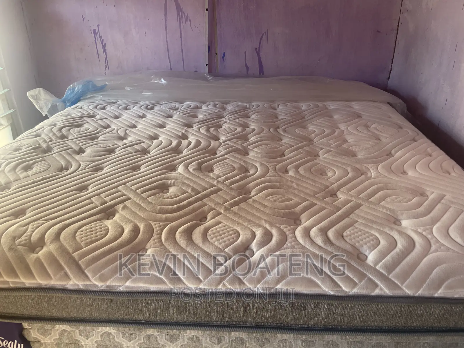 Sealy Posturepedic Mattresses(King) 76/80 14inches