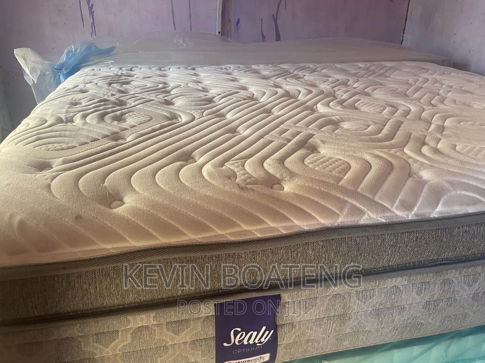 Sealy Posturepedic Mattresses(King) 76/80 14inches