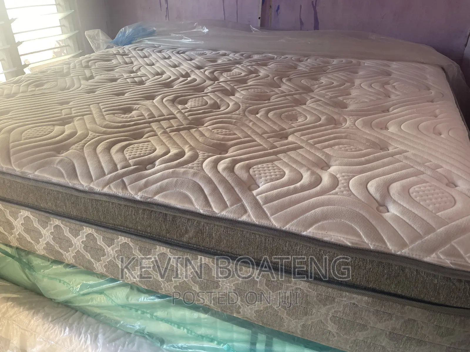 Sealy Posturepedic Mattresses(King) 76/80 14inches
