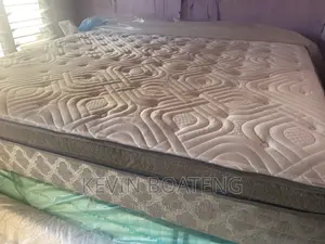 Sealy Posturepedic Mattresses(King) 76/80 14inches