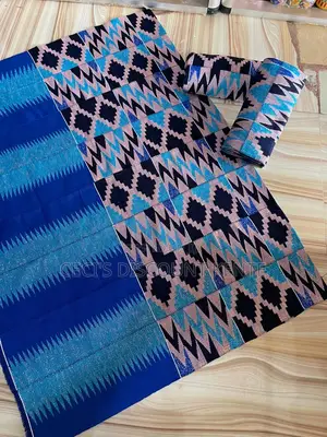Authentic and Vibrant Bonwire Kente