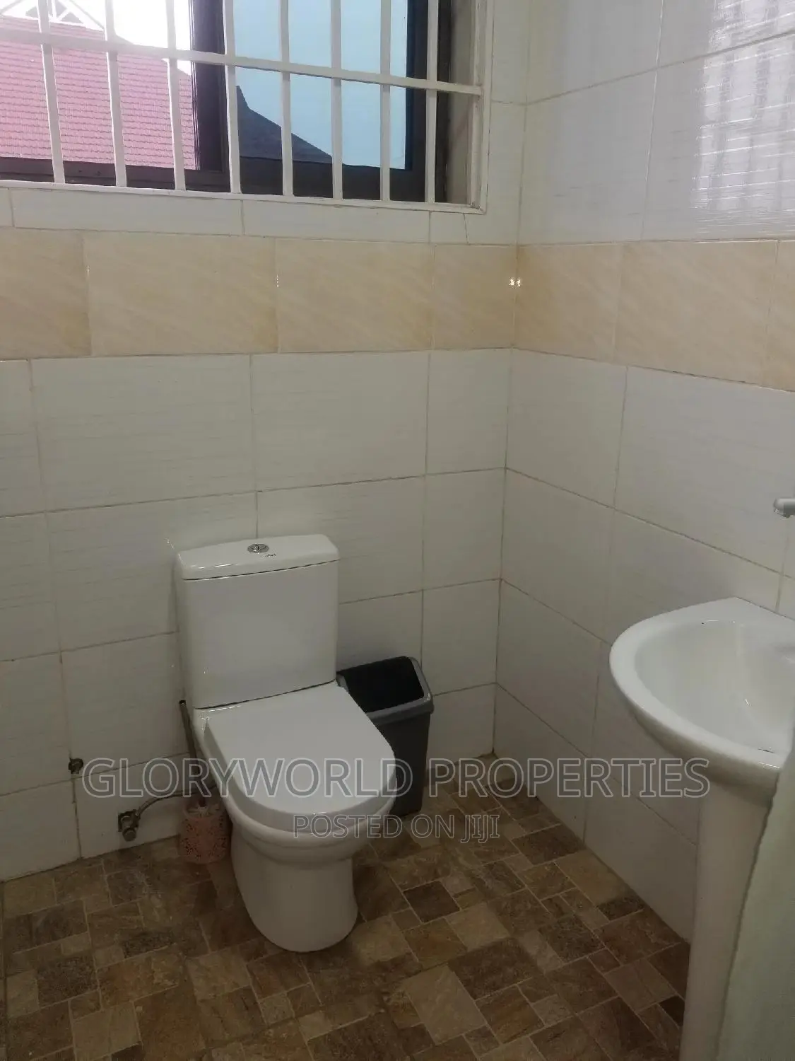 Furnished 1 Bed Apartment at Lashibi(Ghc 650 Per Day