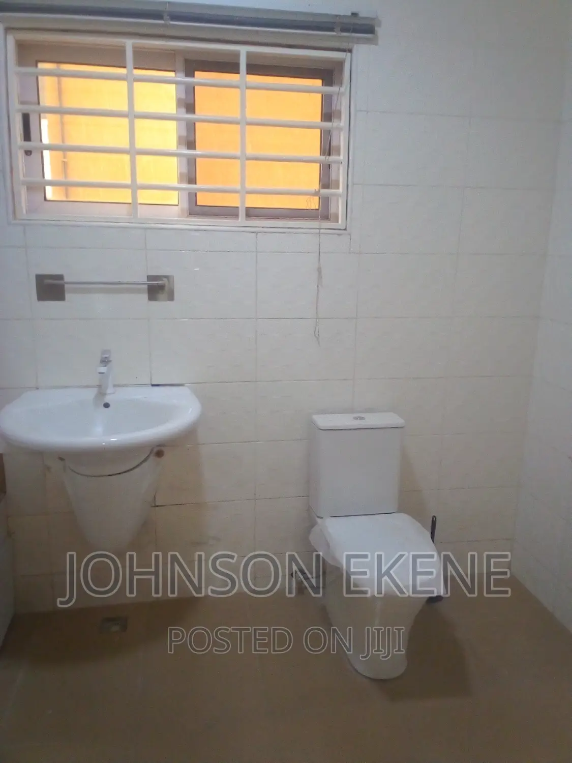 4bdrm Duplex in East Legon for sale