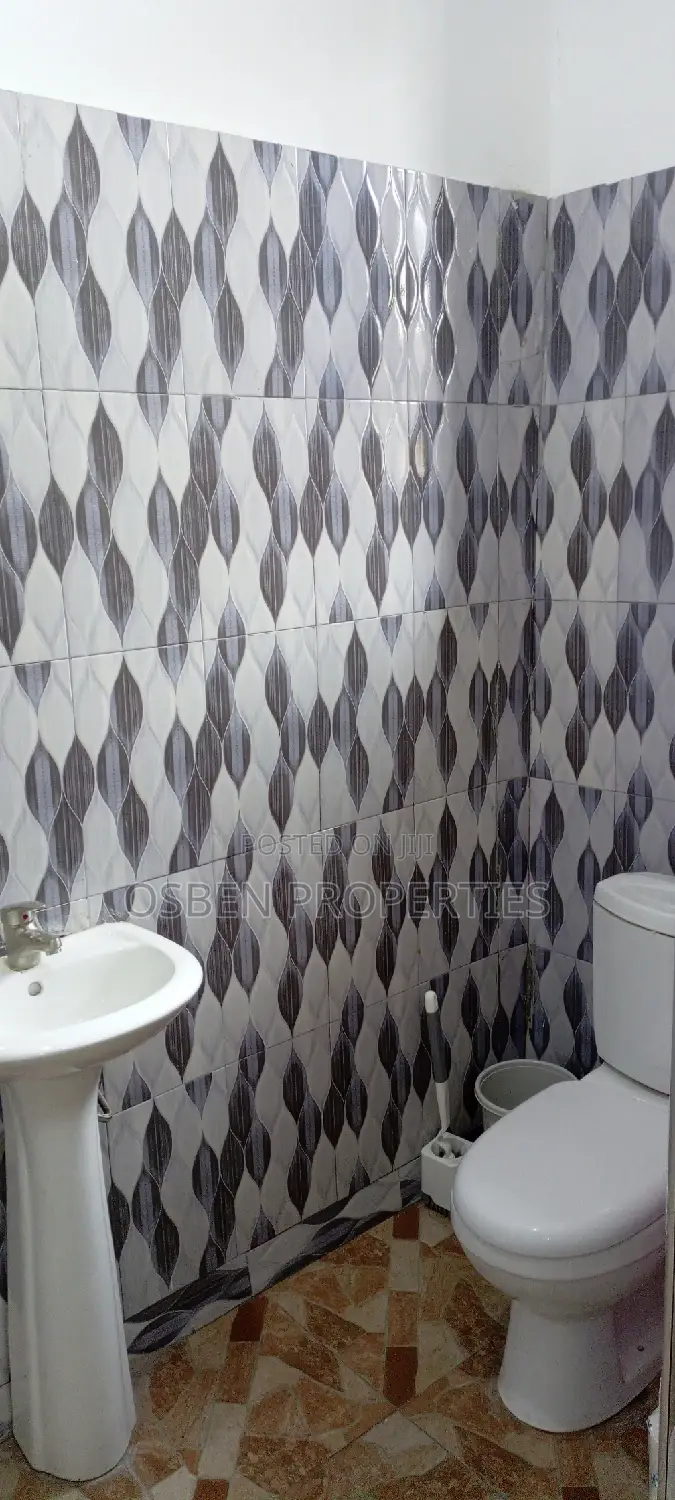 Furnished 2bdrm Apartment in Pleasant Properties, Spintex for rent