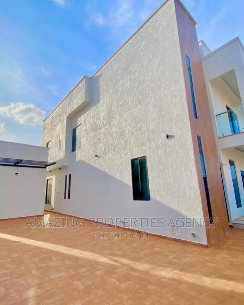 4bdrm House in Spintex for sale